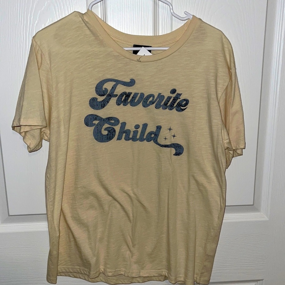 NWT Favorite Child Tee M